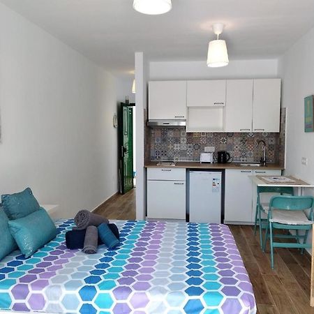 Marina Beach-Apartamentos Tahiche Коста-Тегісе Екстер'єр фото